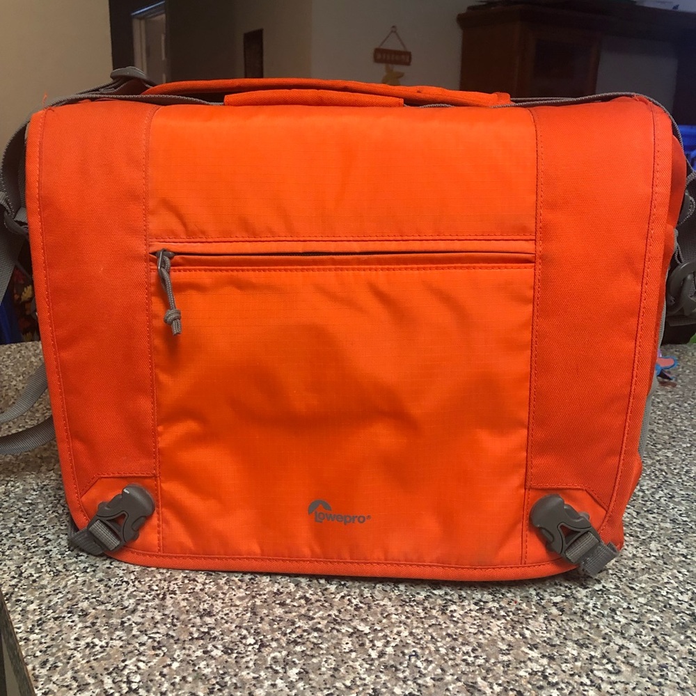 Lowe pro Nova sport